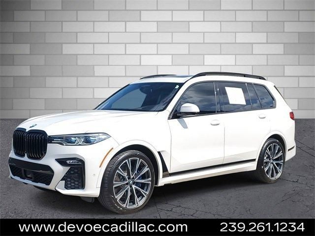 2022 BMW X7 M50i