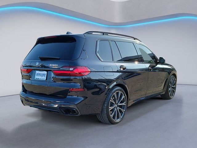 2022 BMW X7 M50i