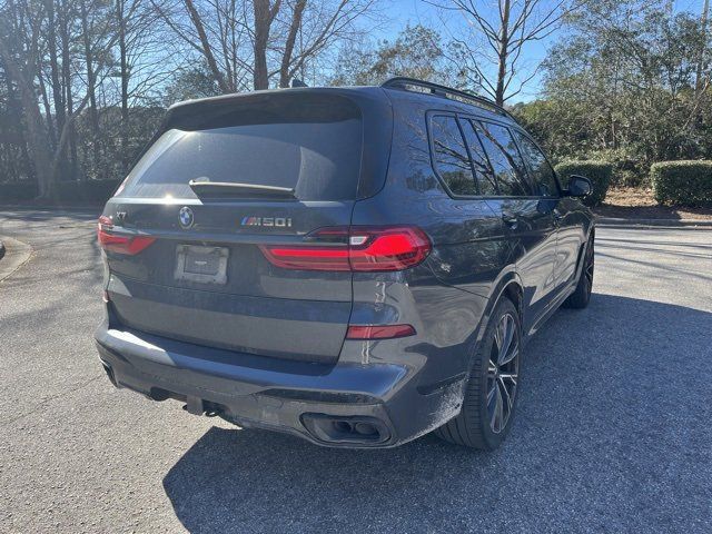 2022 BMW X7 M50i