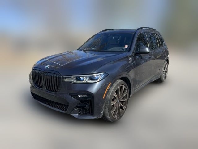 2022 BMW X7 M50i