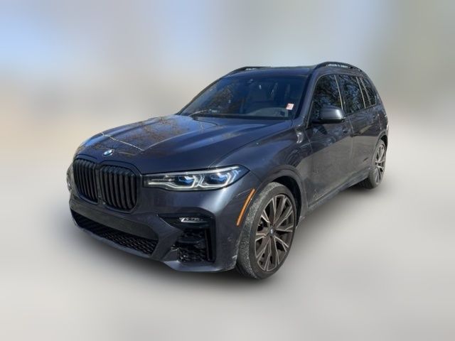 2022 BMW X7 M50i