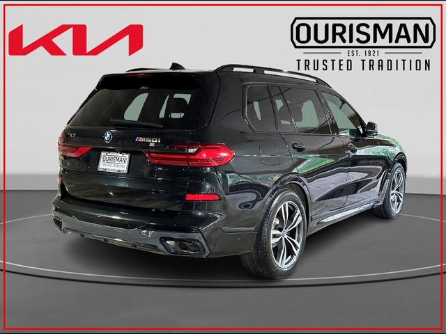 2022 BMW X7 M50i