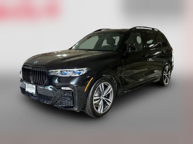 2022 BMW X7 M50i