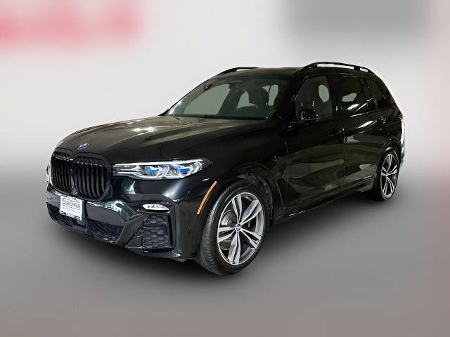 2022 BMW X7 M50i