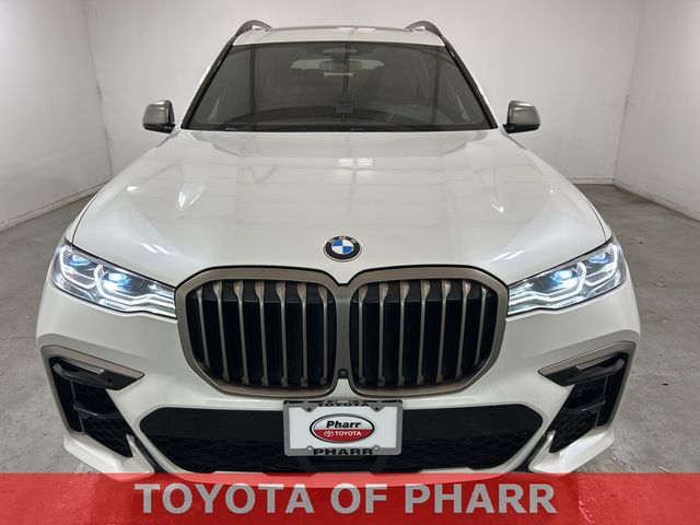 2022 BMW X7 M50i