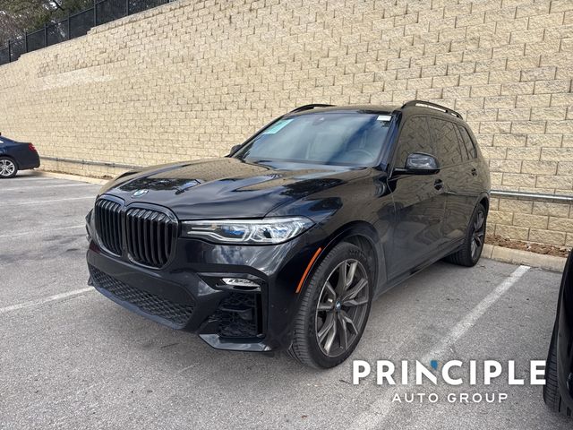 2022 BMW X7 M50i