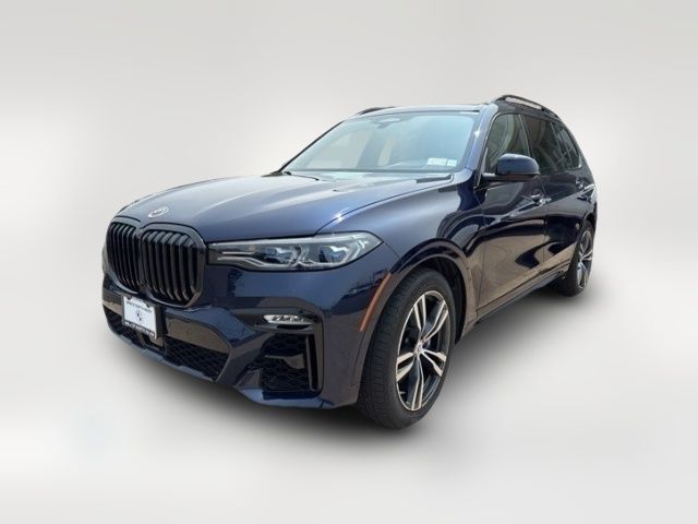 2022 BMW X7 M50i