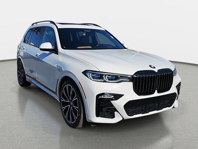 2022 BMW X7 M50i