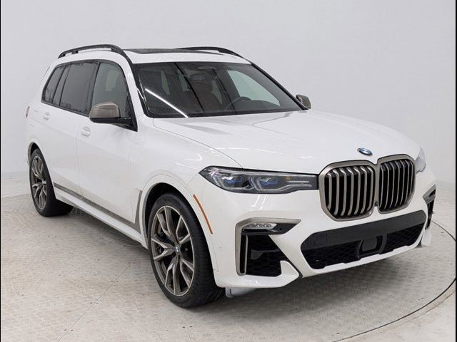 2022 BMW X7 M50i