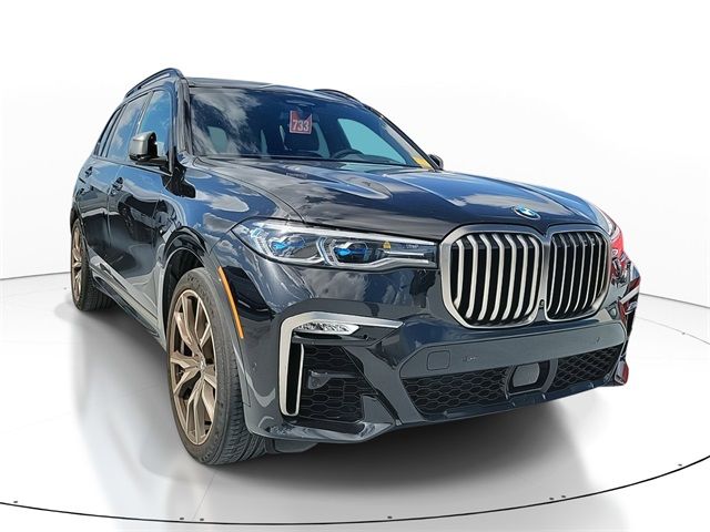 2022 BMW X7 M50i