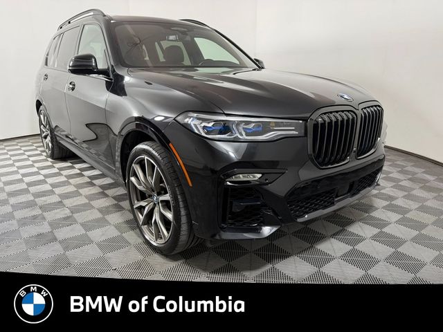 2022 BMW X7 M50i