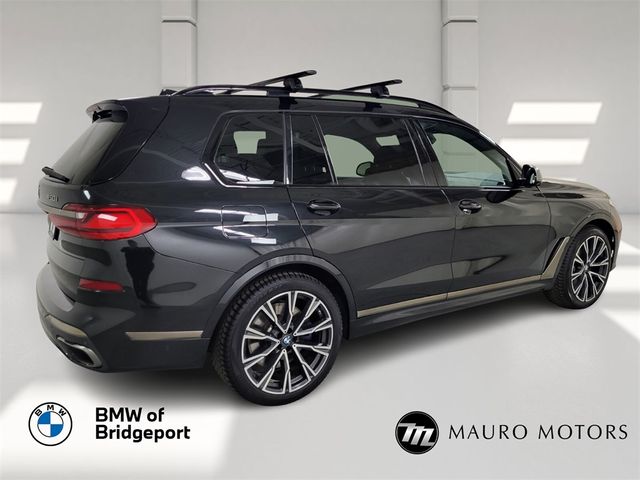 2022 BMW X7 M50i