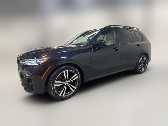 2022 BMW X7 M50i