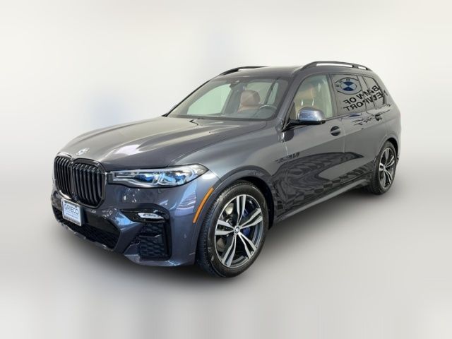 2022 BMW X7 M50i