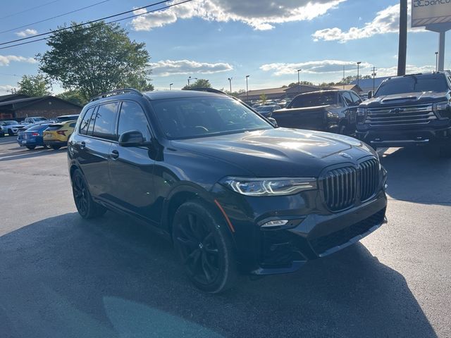 2022 BMW X7 M50i