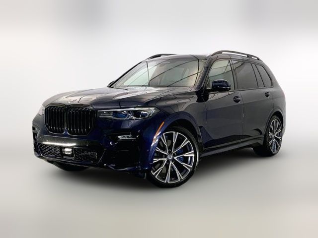 2022 BMW X7 M50i