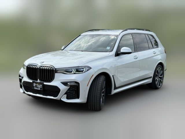 2022 BMW X7 M50i
