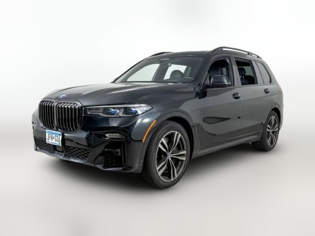 2022 BMW X7 M50i