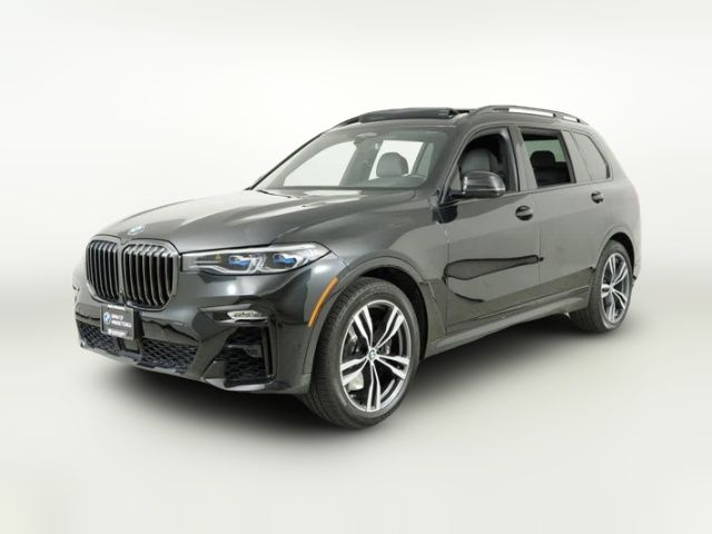 2022 BMW X7 M50i