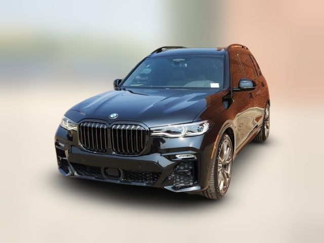 2022 BMW X7 M50i