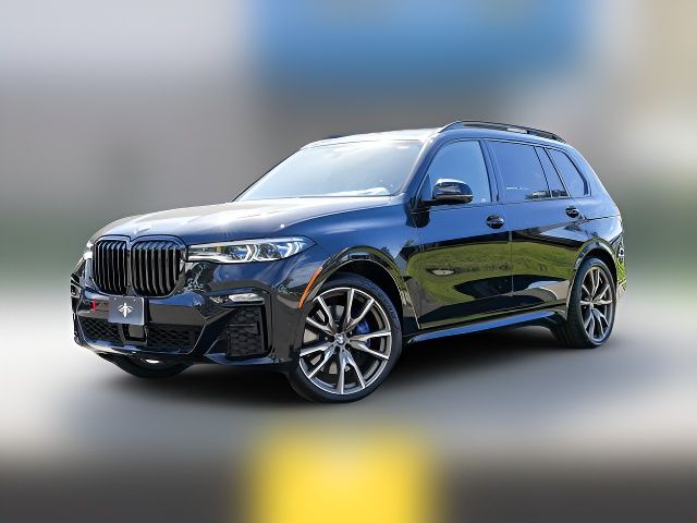 2022 BMW X7 M50i