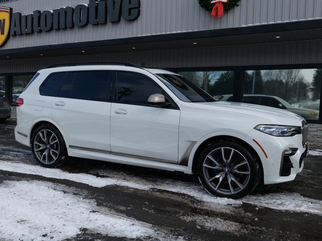 2022 BMW X7 M50i