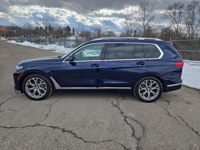 2022 BMW X7 xDrive40i