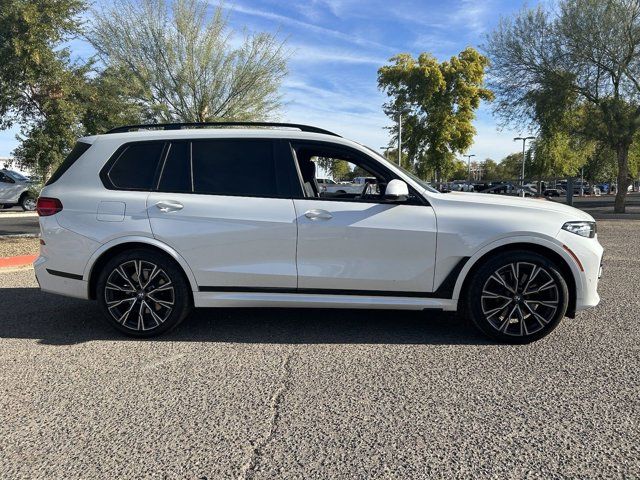 2022 BMW X7 xDrive40i