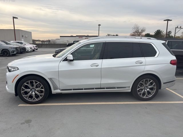 2022 BMW X7 xDrive40i