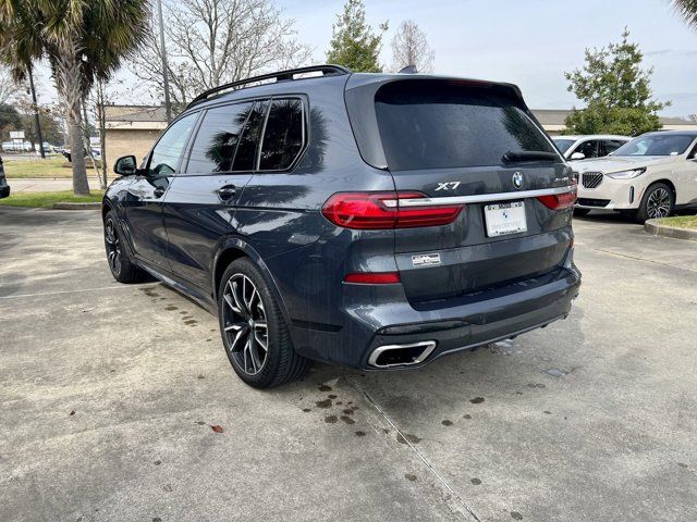 2022 BMW X7 xDrive40i