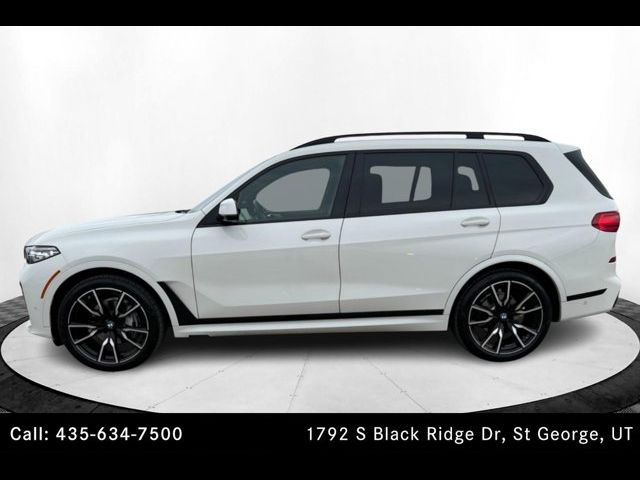 2022 BMW X7 xDrive40i