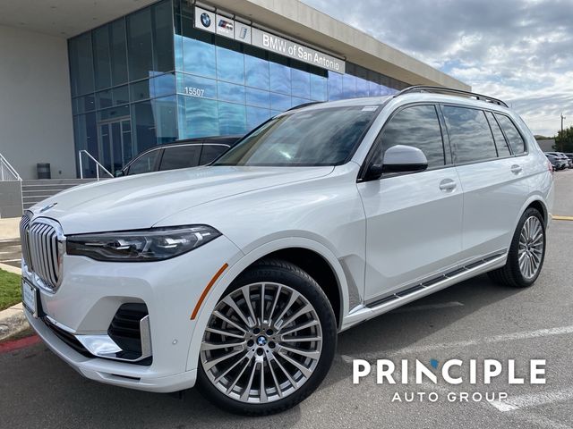 2022 BMW X7 xDrive40i