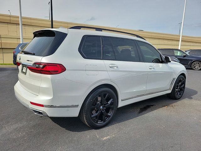 2022 BMW X7 xDrive40i