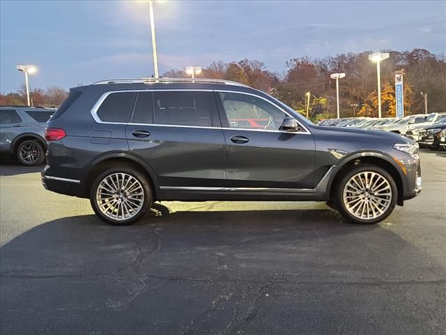 2022 BMW X7 xDrive40i