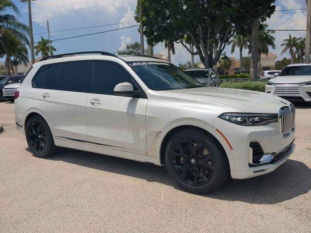 2022 BMW X7 xDrive40i