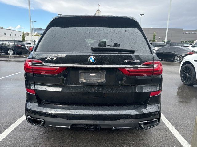 2022 BMW X7 xDrive40i