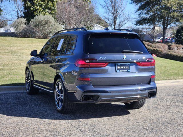 2022 BMW X7 xDrive40i