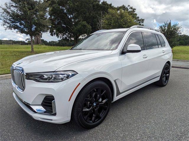 2022 BMW X7 xDrive40i