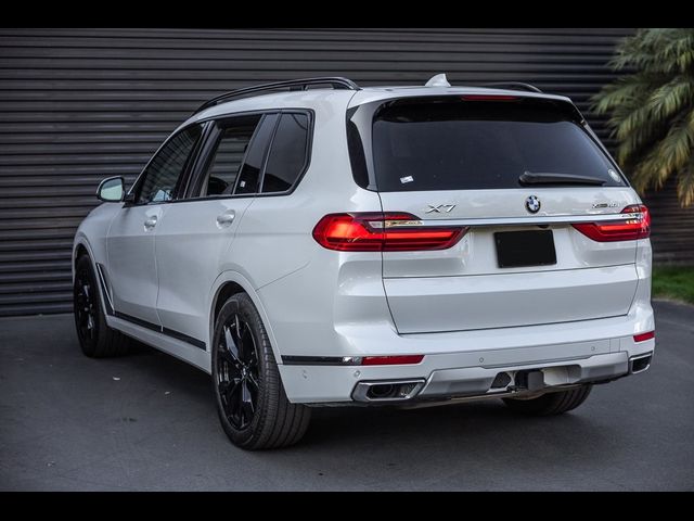 2022 BMW X7 xDrive40i