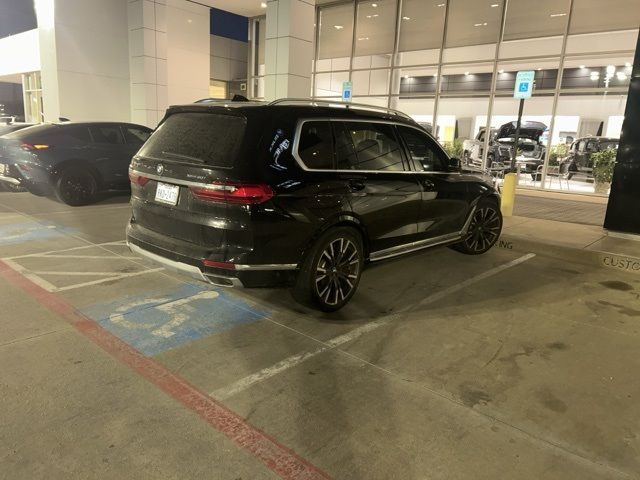 2022 BMW X7 xDrive40i