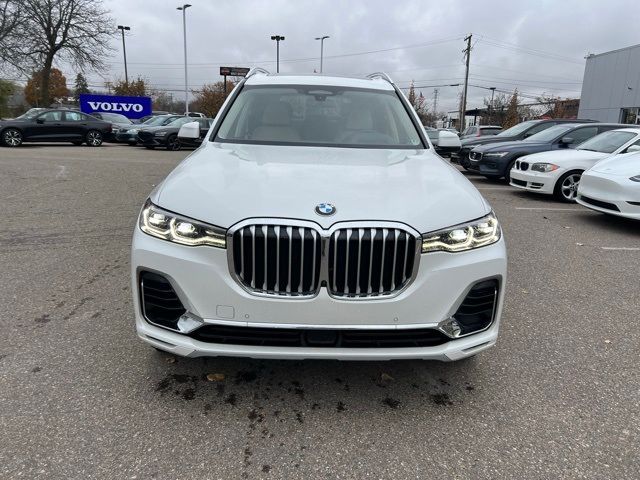 2022 BMW X7 xDrive40i