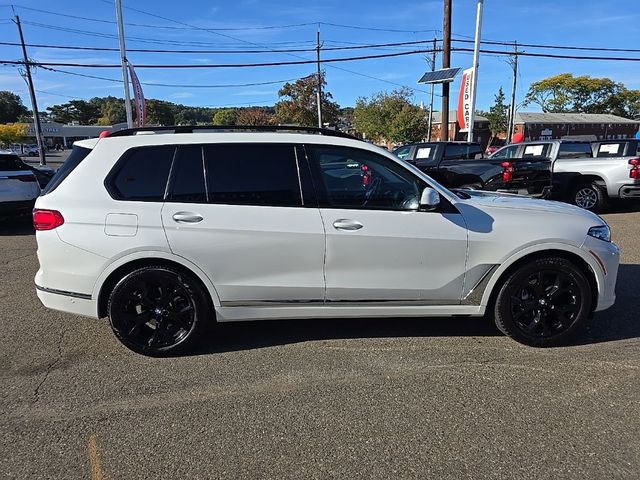 2022 BMW X7 xDrive40i