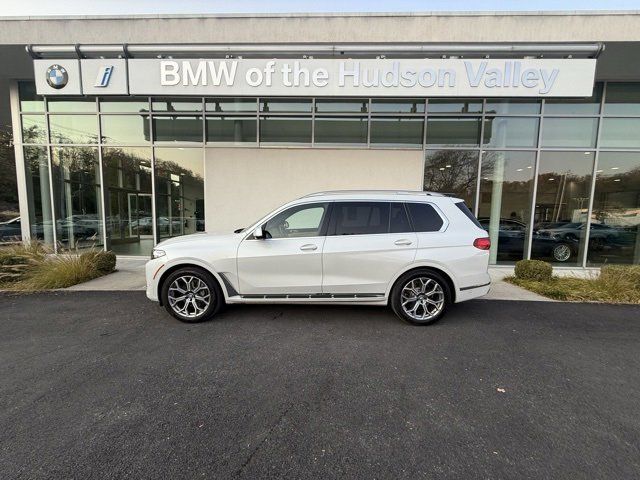 2022 BMW X7 xDrive40i