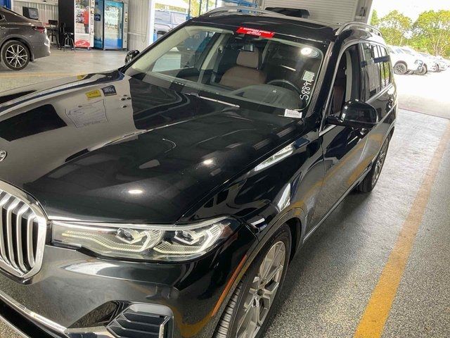 2022 BMW X7 xDrive40i