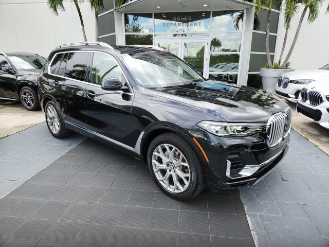 2022 BMW X7 xDrive40i