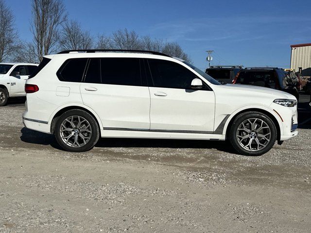 2022 BMW X7 xDrive40i