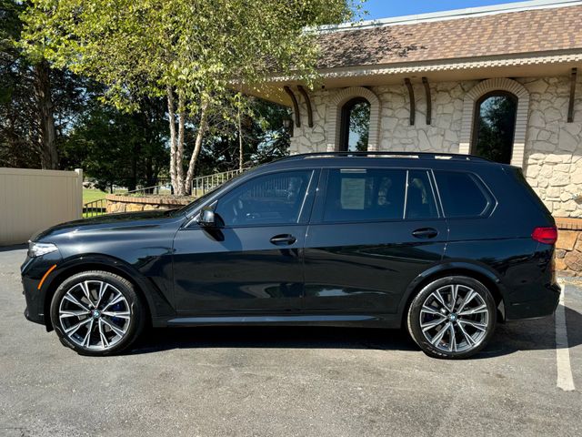 2022 BMW X7 xDrive40i