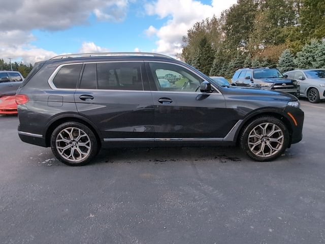 2022 BMW X7 xDrive40i