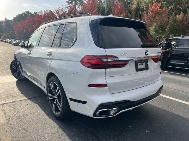 2022 BMW X7 xDrive40i