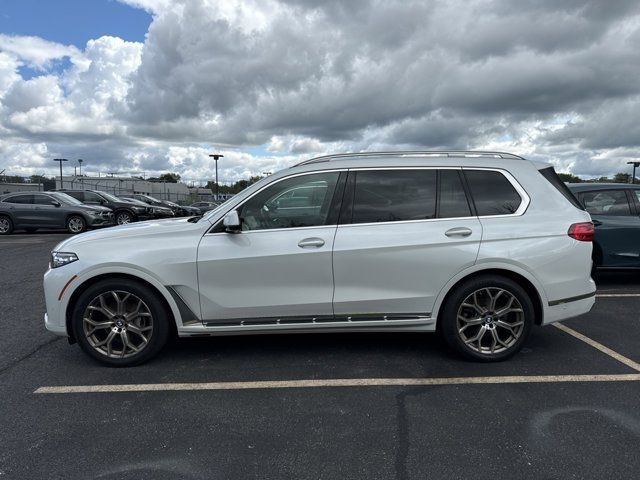 2022 BMW X7 xDrive40i